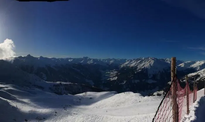 Pongitzerhof * מטרי אין אוסטירול